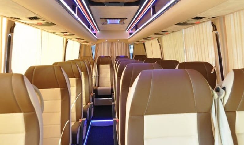 United Kingdom: Coach reservation in England in England and Bamber Bridge
